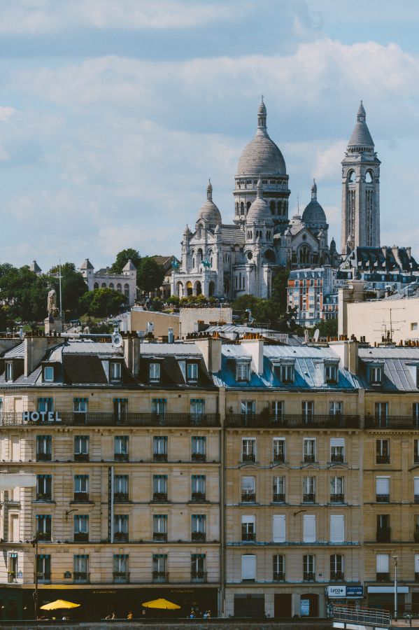 paris-hotel-des-deux-gares-montmartre